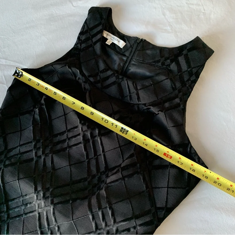 Evan-Picone black cocktail dress - Picture 6 of 9